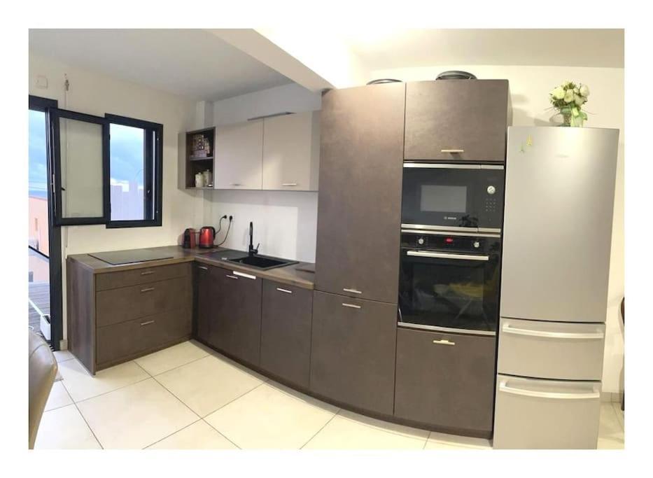 Le 136 Belle Vue Apartamento Le Gosier  Exterior foto